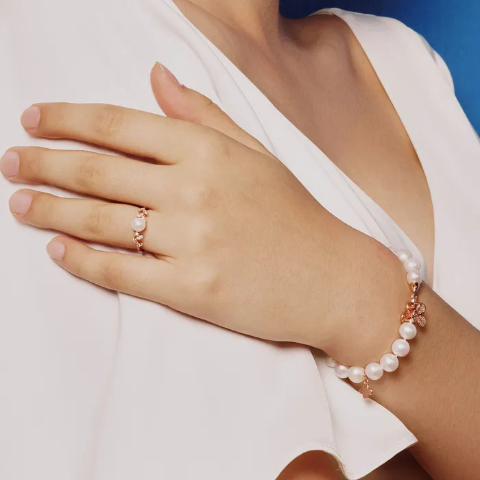 Bracelets Pearly Lustre Elegant Freshwater Pearl Bracelet WB00031 GARDENS