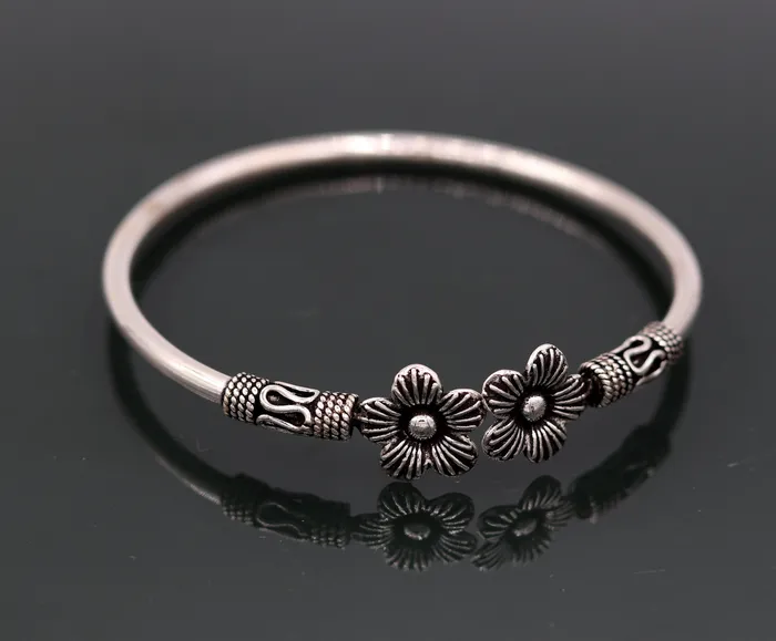 Bracelets TRIBAL ORNAMENTS Excellent handmade flower shape design 925 sterling silver gorgeous bangle bracelet kada tribal gifting jewelry nsk154