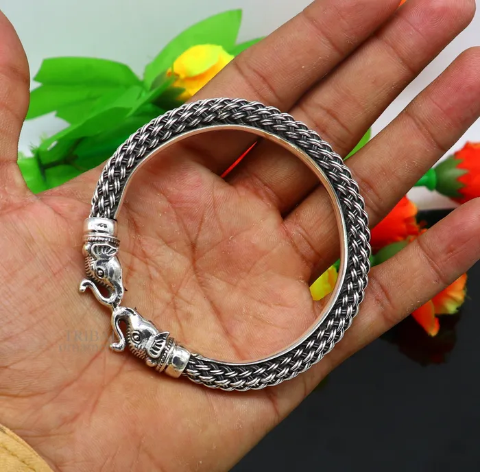 Bracelets TRIBAL ORNAMENTS Vintage antique design handcrafted Vintage work 925 sterling silver elephant face bangle bracelet tribal jewelry best gifting Rnssk774