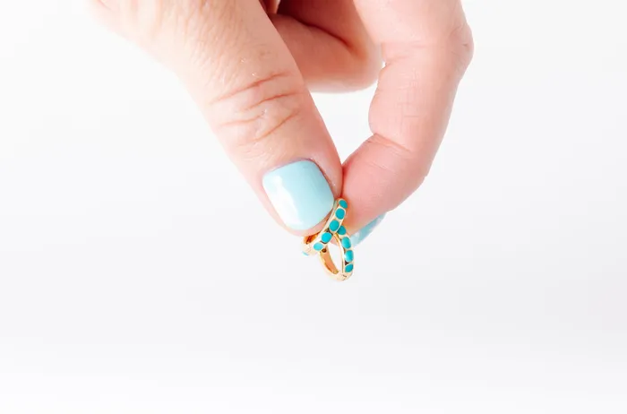 DLUX Earrings Turquoise Huggies