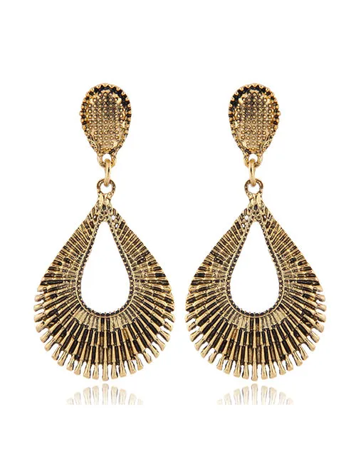 E52 Gold Vintage Style Dangle Earrings 02 Earrings