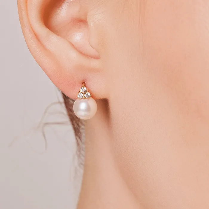 Earrings Pearly Lustre 18K Solid Gold Top Grade Freshwater Pearl Earrings KE00199