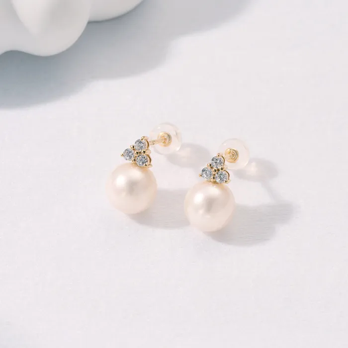 Earrings Pearly Lustre 18K Solid Gold Top Grade Freshwater Pearl Earrings KE00199