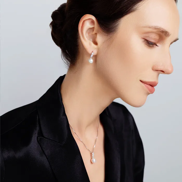 Earrings Pearly Lustre Elegant Freshwater Pearl Set WS00011