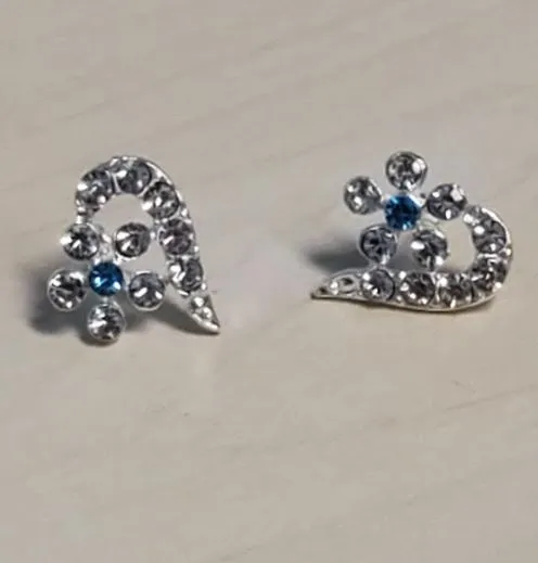 Earrings polly E859 Silver Rhinestone Half Heart Blue Flower Earrings