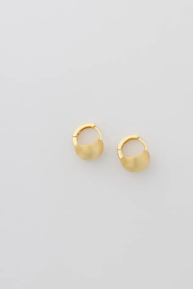 Earrings WANTME Brushed Globe Huggies