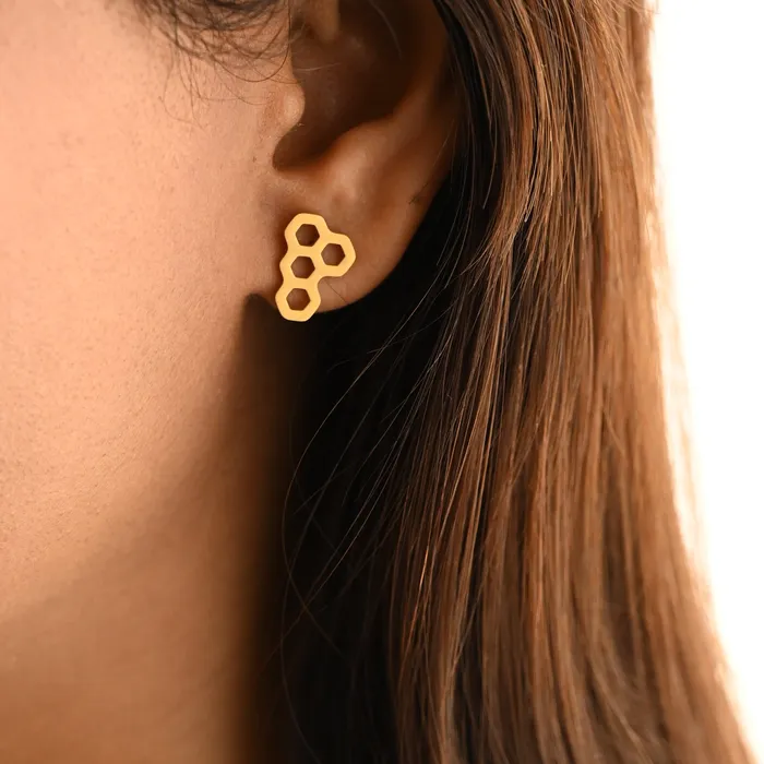 Jewelvers 18K GoldFilled Dainty Honeycomb Stud Earrings Earrings Jewelvers 18K GoldFilled Dainty Honeycomb Stud Earrings Earrings