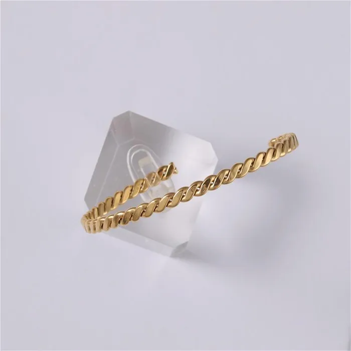 Jewelvers Bracelets 18K GoldFilled Cuff Bracelet Jewelvers Bracelets 18K GoldFilled Cuff Bracelet