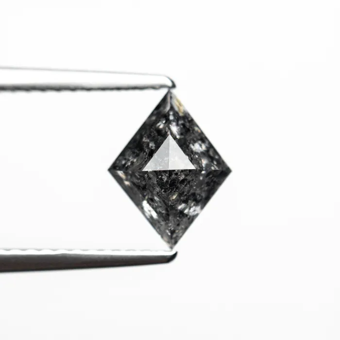 Misfit Diamonds Earrings 147ct 913x710x418mm Lozenge Rosecut 2545125