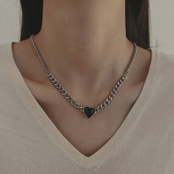N1262 Silver Black Heart Chain Link Necklace with FREE Earrings 01 Necklaces