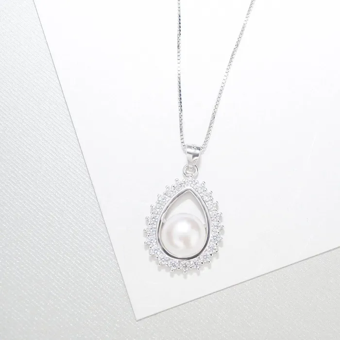 Necklaces Elegant Freshwater Pearl Necklace WN00026 Pearly Lustre