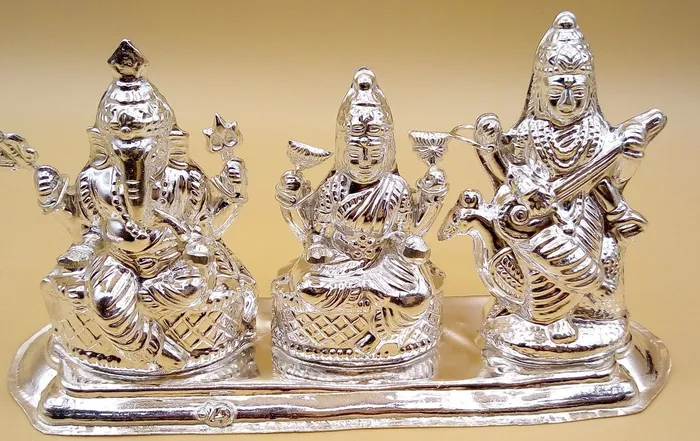 Necklaces Indian idol Ganesha goddess Laxmi and Sarswati combined statue vintage handmade silver figurine home temple prayers art TRIBAL ORNAMENTS Necklaces Indian idol Ganesha goddess Laxmi and Sarswati combined statue vintage handmade silver figurine home temple prayers art TRIBAL ORNAMENTS