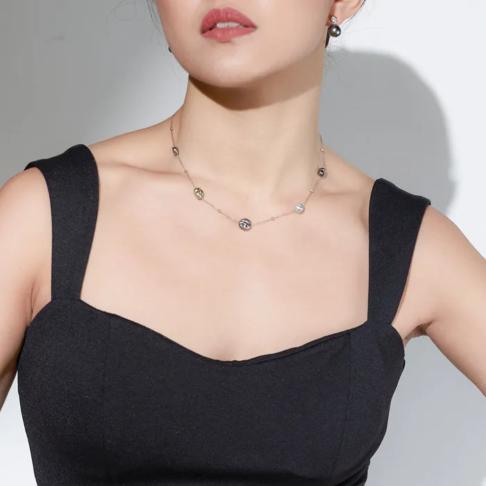 Pearly Lustre 18K Solid Gold Diamond Tahitian Pearl Earrings KE00093 Earrings