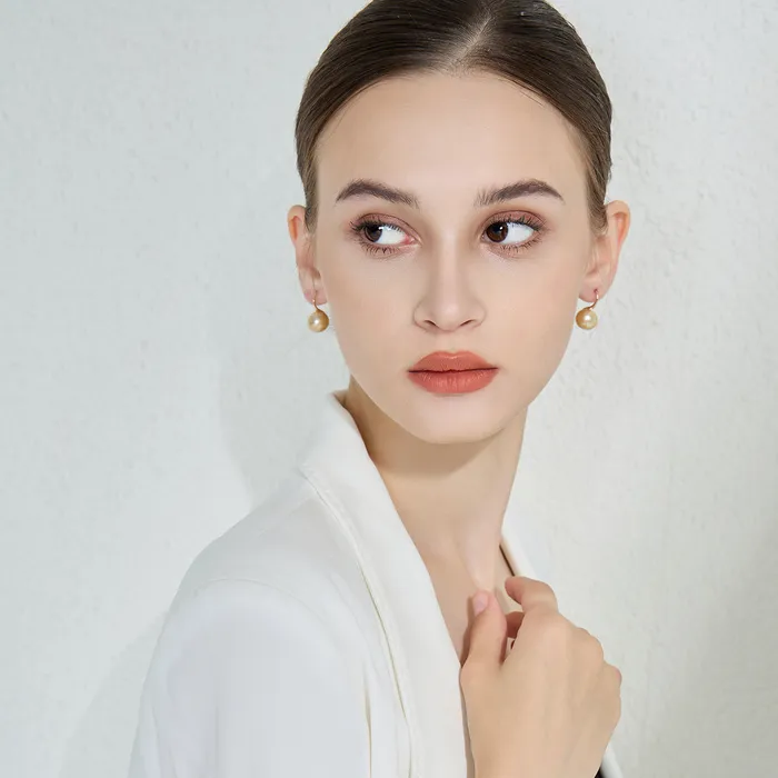 Pearly Lustre Earrings Elegant 18K Solid Gold South Sea Golden Pearl Stud Earrings KE00068