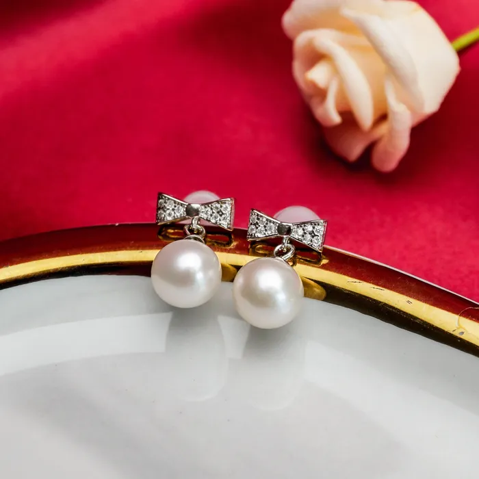 Pearly Lustre Earrings Elegant Freshwater Pearl Earrings WE00062