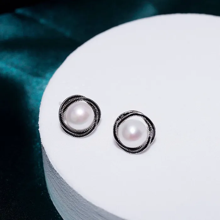 Pearly Lustre Earrings New Yorker Freshwater Pearl Earrings WE00188