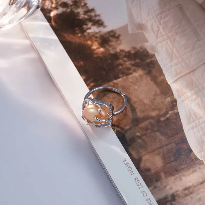 Pearly Lustre Freshwater Pearl Ring WR00233 Vista Rings
