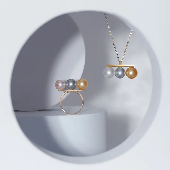 Pearly Lustre Necklaces 18K Solid Gold Saltwater Pearl Necklace KN00210 HARMONY