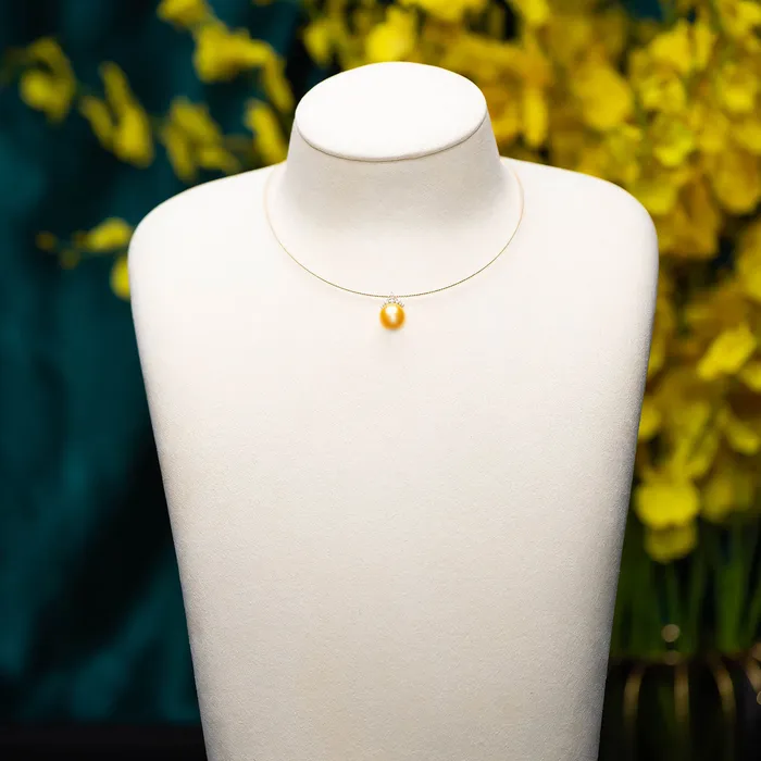 Pearly Lustre Necklaces 18K Solid Gold South Sea Golden Pearl Necklace KN00005