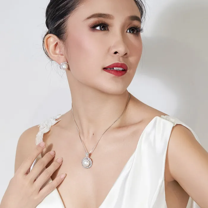 Pearly Lustre Necklaces Elegant Edison Pearl Necklace WN00372