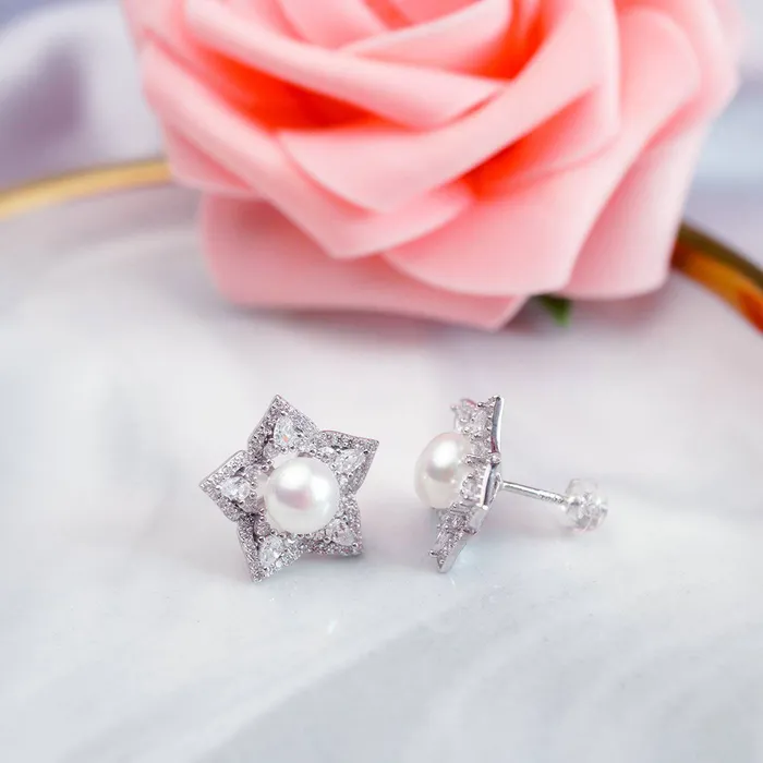 Pearly Lustre Ocean Star Freshwater Pearl Earrings WE00086 Earrings
