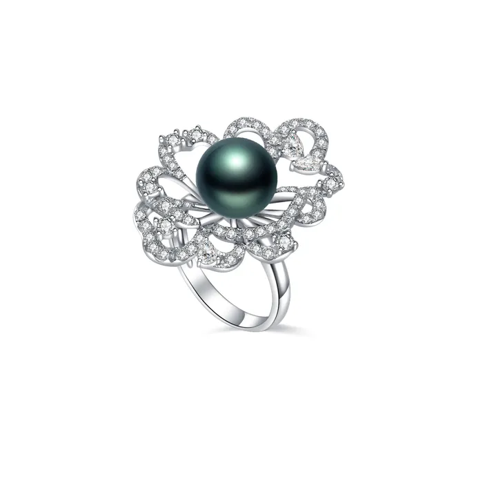 Pearly Lustre Rings 18K Diamond Tahitian Pearl Ring KR00060