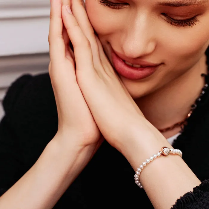 Pearly Lustre Top Grade Freshwater Pearl Bracelet WB00194 FLUID Bracelets
