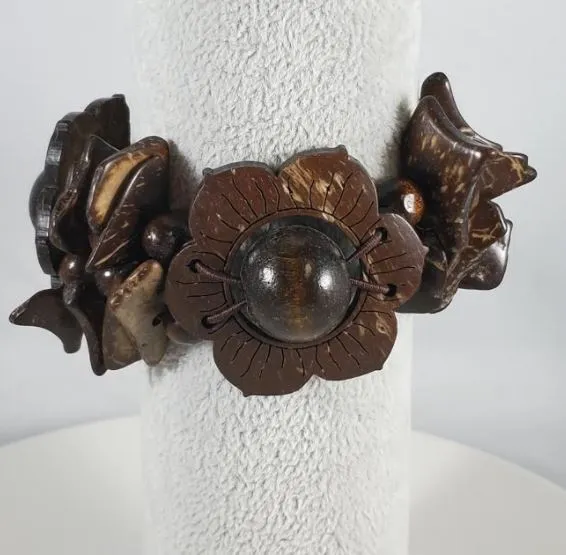 Polly Bracelets B407 Brown Wooden Flower Bead Bracelet