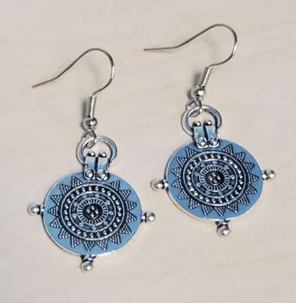polly Earrings E1352 Silver Round Aztec Design Earrings