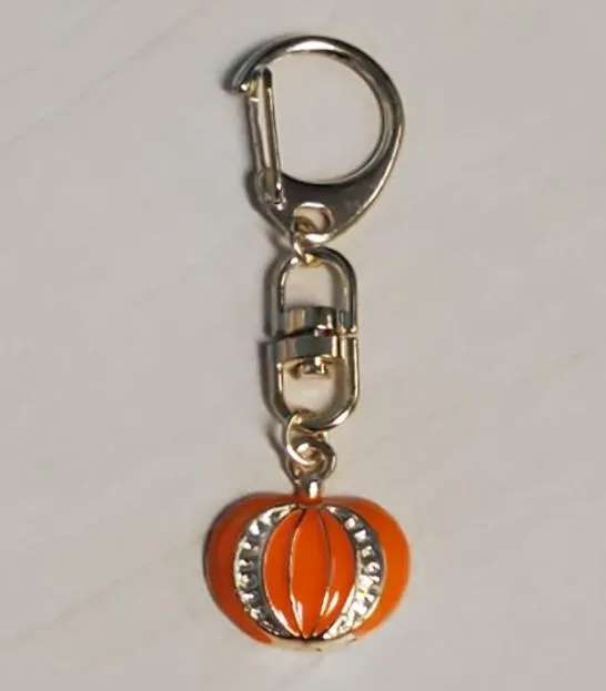 POLLY Rings Z09 Pumpkin Zipper Pull Or Keychain