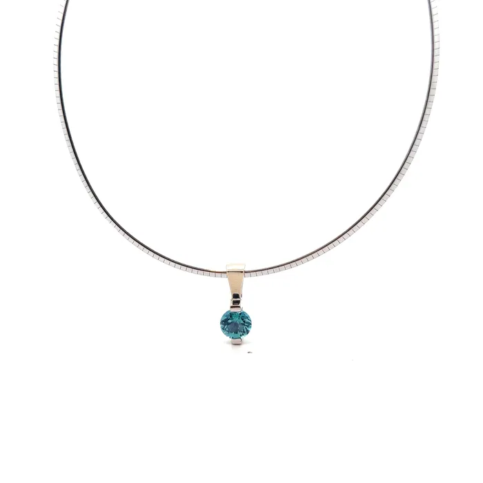 PreOwned Blue Topaz Necklace STORE 5a Necklaces