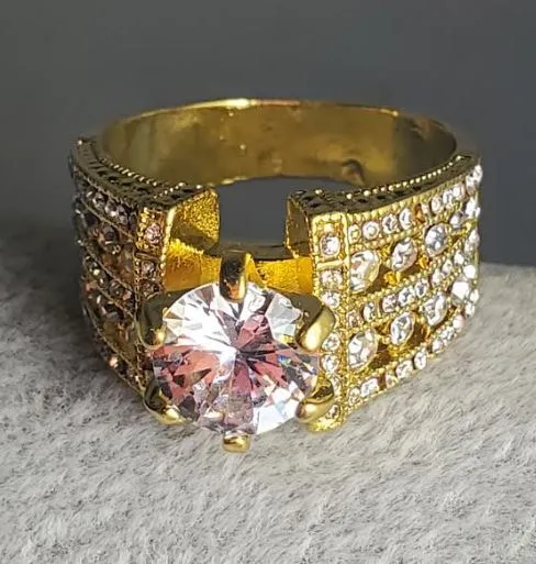 R134 Gold Gemstone Multi Rhinestones Ring alice Rings