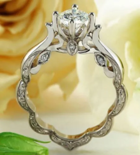 R366 Silver Ornate Rhinestone Ring Alice Rings