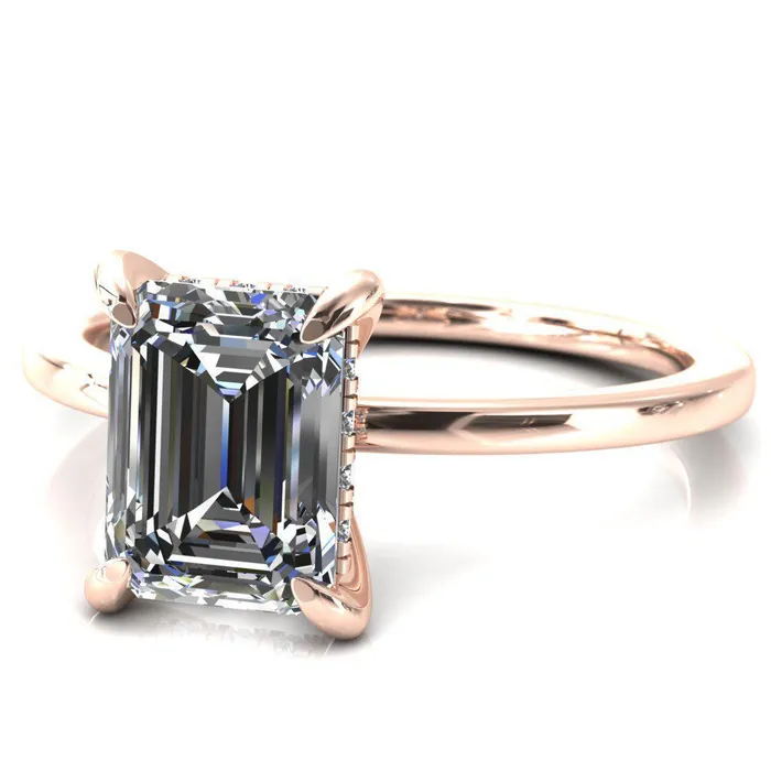 Rings Fire Brilliance Carmeli Emerald Moissanite 4 Claw Prong Micro Pave Diamond Rail Engagement Ring