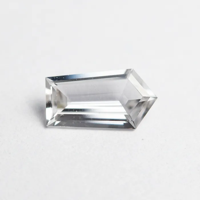 Rings Misfit Gems 091ct 887x484x238mm Shield Step Cut Sapphire 2283501