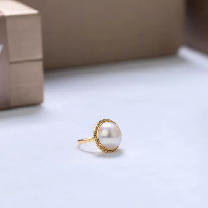 Rings Pearly Lustre 18K Diamond Edison Mabe Pearl Ring KR00057