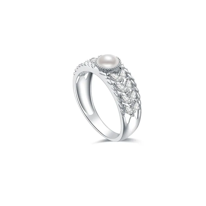 Rings Pearly Lustre 18K South Sea White Pearl Ring KR00064