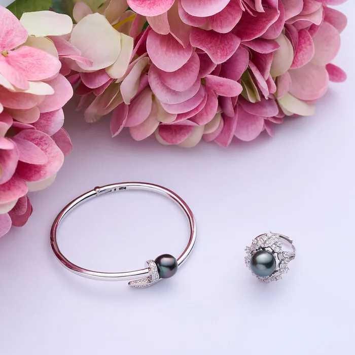 Rings Pearly Lustre Elegant Tahitian Saltwater Pearl Ring WR00116