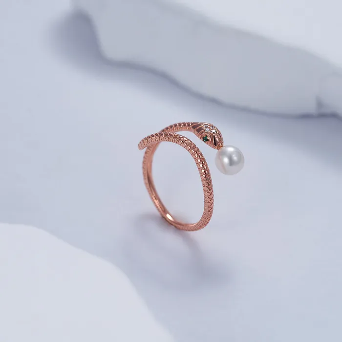 Rings Pearly Lustre Freshwater Pearl Ring WR00249 SAFARI