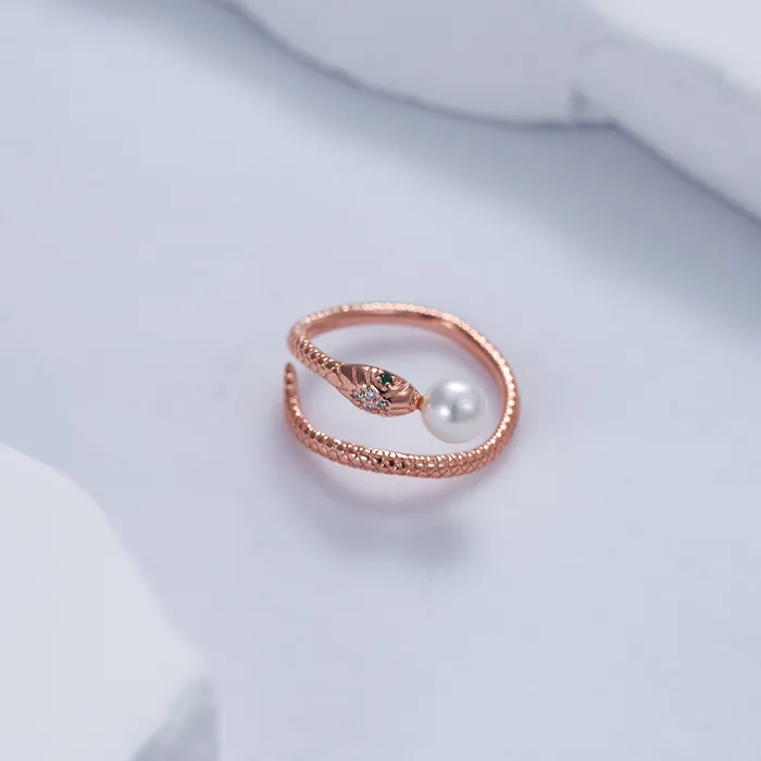 Rings Pearly Lustre Freshwater Pearl Ring WR00249 SAFARI
