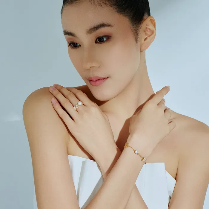 Rings Pearly Lustre Top Grade Freshwater Pearl Ring WR00309 EVERLEAF