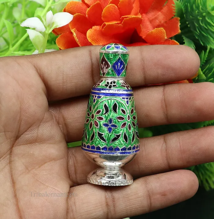 Rings TRIBAL ORNAMENTS Vintage floral design 925 sterling silver Sindoor box Kumkum box trinket box bridal enamel jewelry collection from Rajasthan india stb217