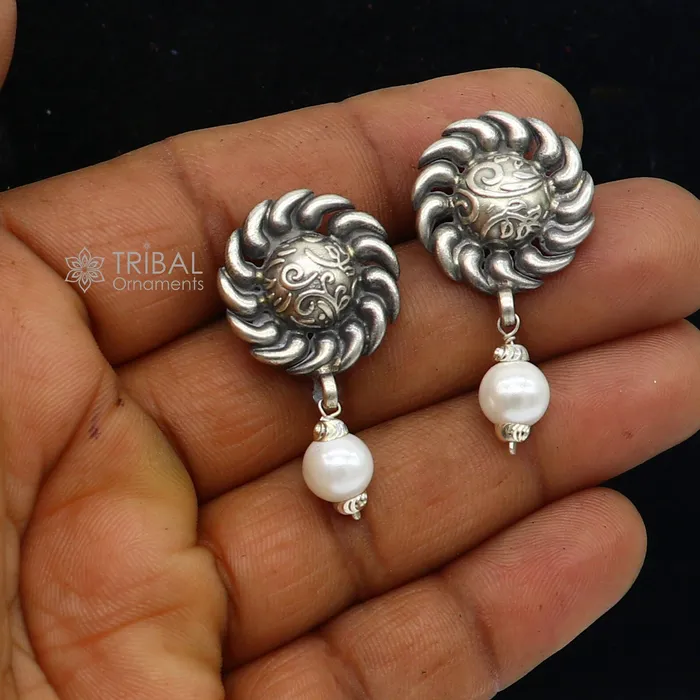 Trendy stylish Round flower design Pearl earing handmade 925 sterling silver stud earrings tribal ethnic jewelry s1292 TRIBAL ORNAMENTS Earrings Trendy stylish Round flower design Pearl earing handmade 925 sterling silver stud earrings tribal ethnic jewelry s1292 TRIBAL ORNAMENTS Earrings
