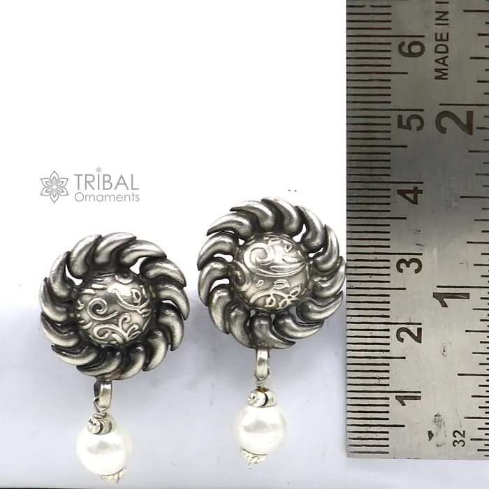 Trendy stylish Round flower design Pearl earing handmade 925 sterling silver stud earrings tribal ethnic jewelry s1292 TRIBAL ORNAMENTS Earrings Trendy stylish Round flower design Pearl earing handmade 925 sterling silver stud earrings tribal ethnic jewelry s1292 TRIBAL ORNAMENTS Earrings