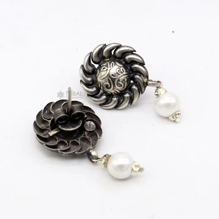 Trendy stylish Round flower design Pearl earing handmade 925 sterling silver stud earrings tribal ethnic jewelry s1292 TRIBAL ORNAMENTS Earrings Trendy stylish Round flower design Pearl earing handmade 925 sterling silver stud earrings tribal ethnic jewelry s1292 TRIBAL ORNAMENTS Earrings