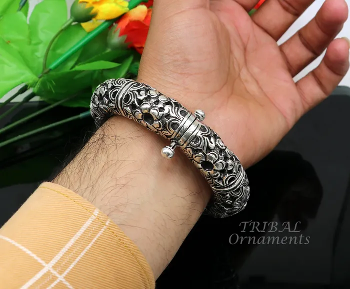 TRIBAL ORNAMENTS Bracelets 925 sterling silver handmade fabulous flower work vintage design bangle bracelet excellent traditional style wedding jewelry nba156