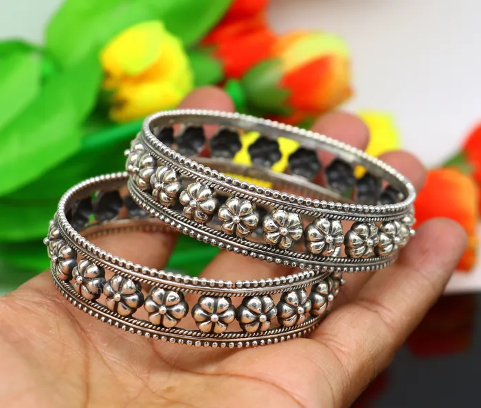 TRIBAL ORNAMENTS Bracelets 925 sterling silver handmade Gorgeous Vintage floral design bangle bracelet tribal ethnic jewelry best bride gifting jewelry nba311