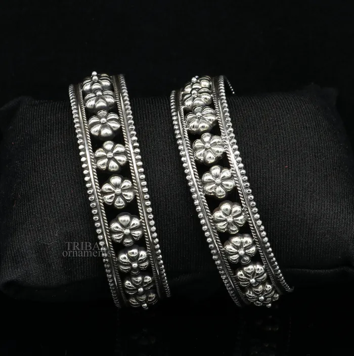 TRIBAL ORNAMENTS Bracelets 925 sterling silver handmade Gorgeous Vintage floral design bangle bracelet tribal ethnic jewelry best bride gifting jewelry nba311