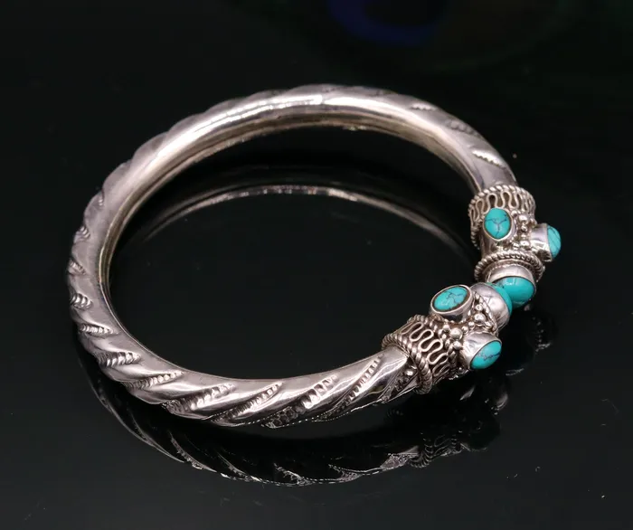 TRIBAL ORNAMENTS Bracelets Vintage design handmade 925 sterling silver fabulous turquoise stone jadau bangle bracelet kada unisex customized jewelry from india nsk73