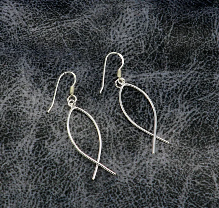 TRIBAL ORNAMENTS Earrings Fabulous Fish shape designer 925 sterling silver hoop earring excellent light weight earring brides made customized gifting jewelry ear638 TRIBAL ORNAMENTS Earrings Fabulous Fish shape designer 925 sterling silver hoop earring excellent light weight earring brides made customized gifting jewelry ear638